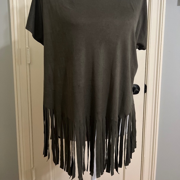 Blouse - Picture 2 of 3